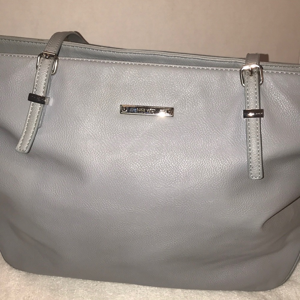 Nine West 🤪 shoulder bag or satchel